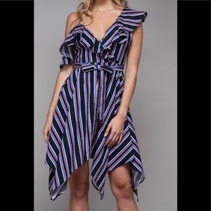 Do + Be 🌸 Striped Cold Shoulder Dress(r41)